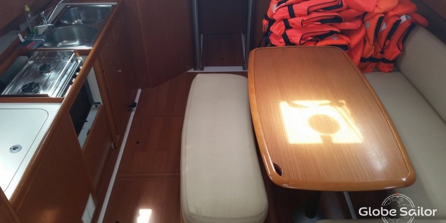 Beneteau Cyclades 43.4