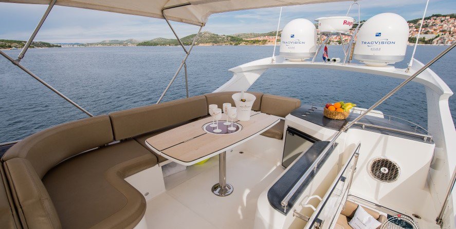 Galeon 640 FLY