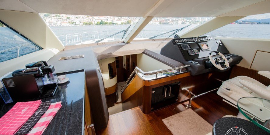 Galeon 640 FLY