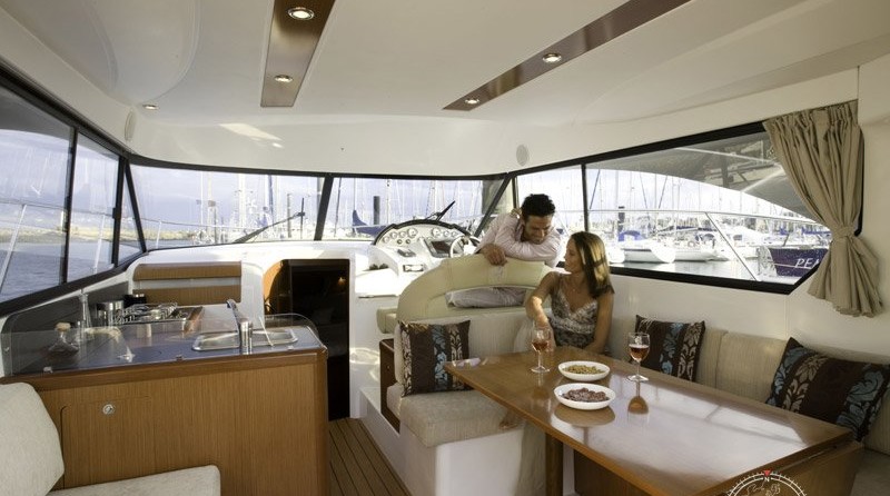 Beneteau Antares 36