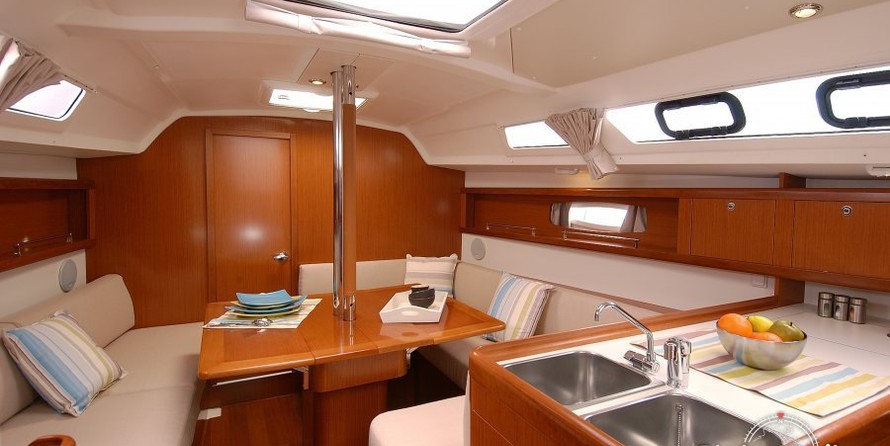 Beneteau Oceanis 34