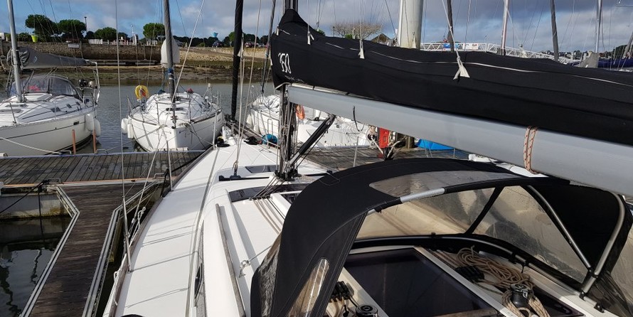 Dufour 350 Grand Large