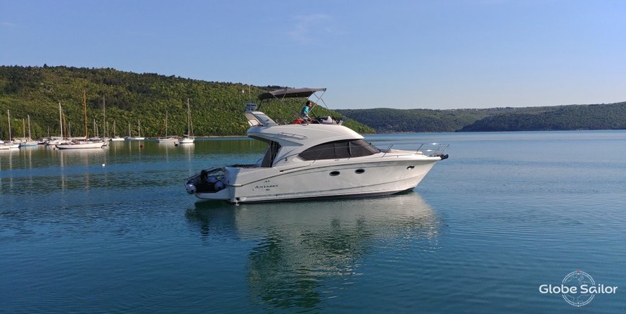 Beneteau Antares 11 OB