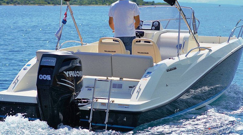 Quicksilver Activ 675 Open