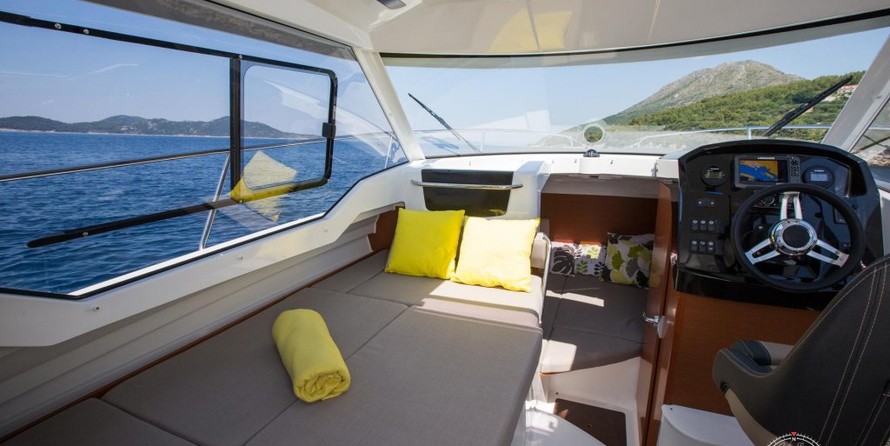 Jeanneau Merry Fisher 795