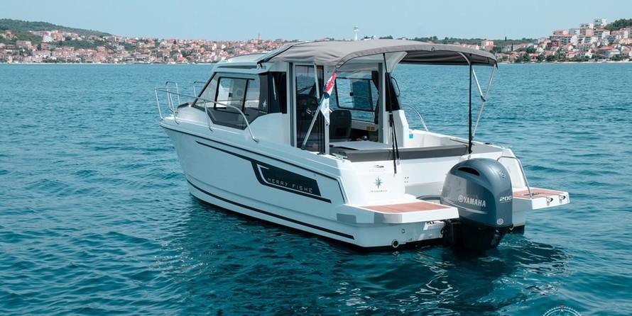 Jeanneau Merry Fisher 795