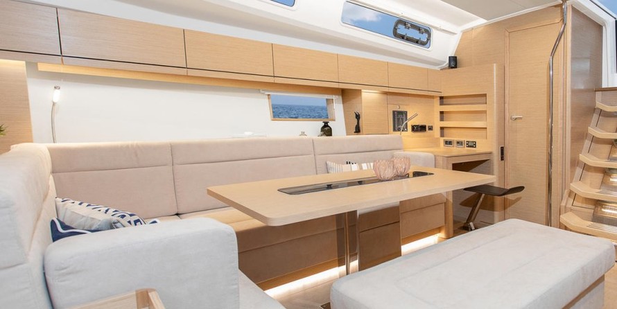 Hanse 508