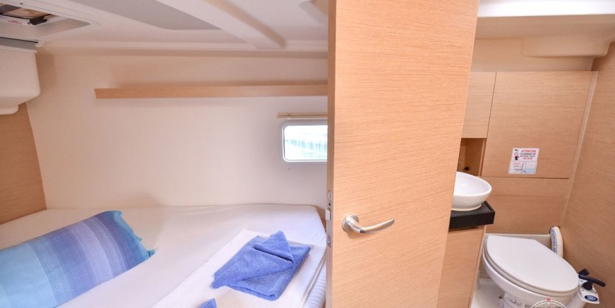 Hanse 418
