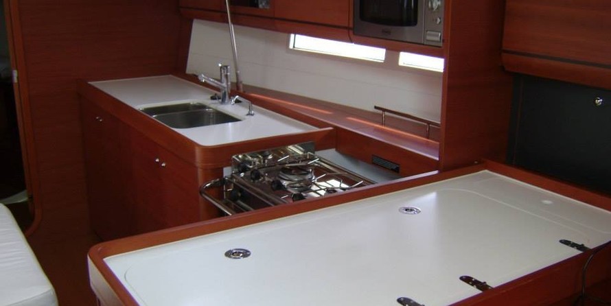 Dufour 405