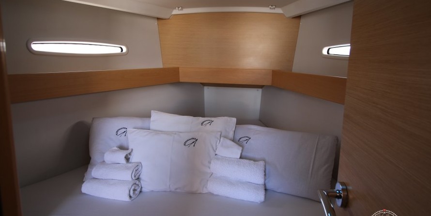 Beneteau First 35