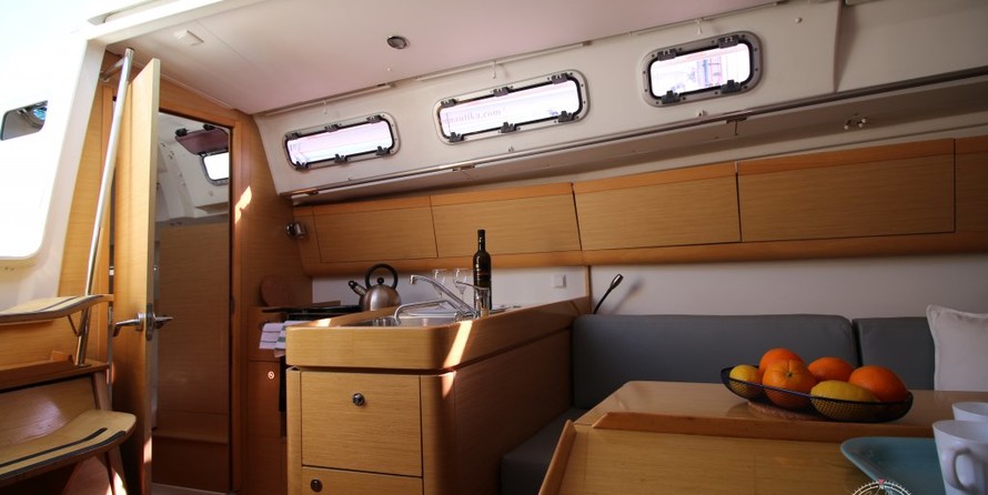 Beneteau First 35