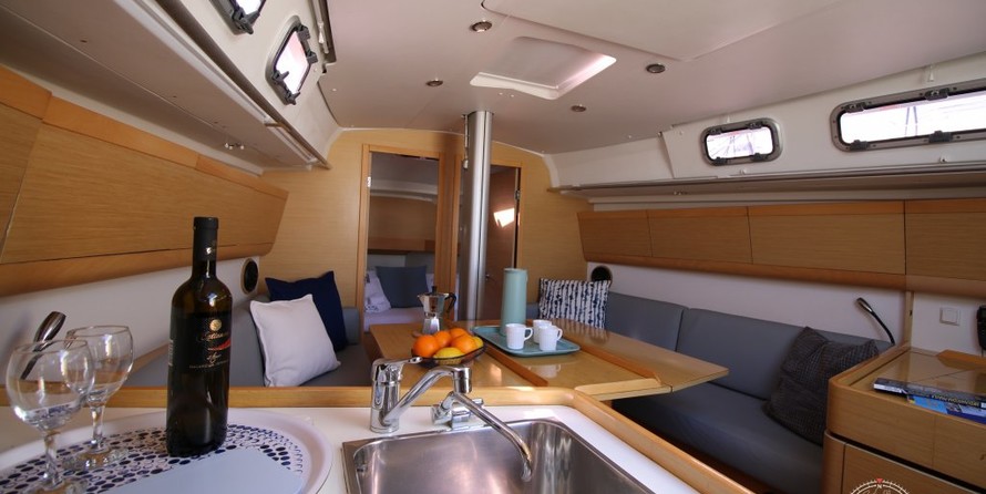 Beneteau First 35