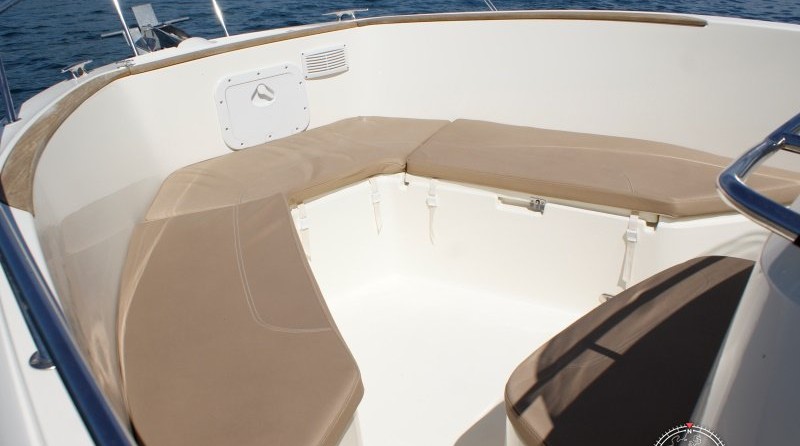 Jeanneau Cap Camarat 7.5 CC