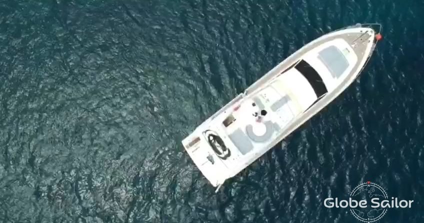 Ferretti 68