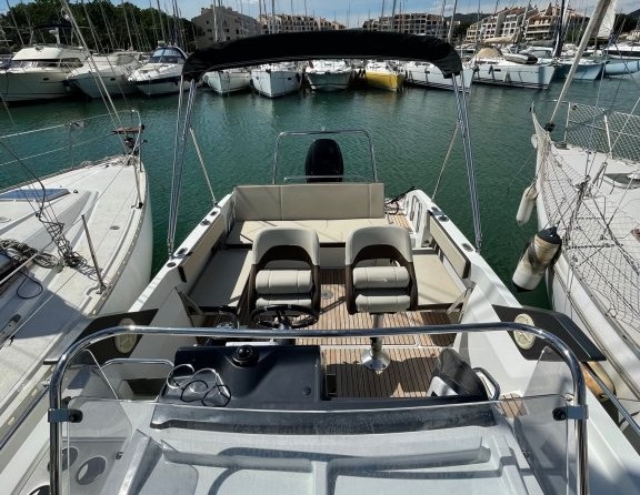 Beneteau Flyer 7.7 SUNdeck