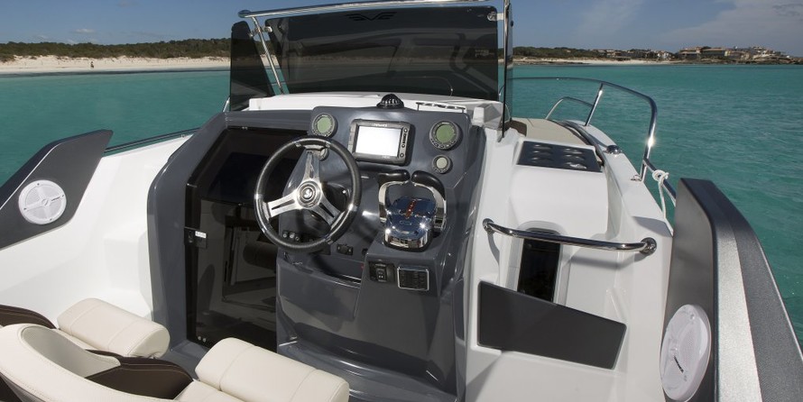 Beneteau Flyer 7.7 SUNdeck