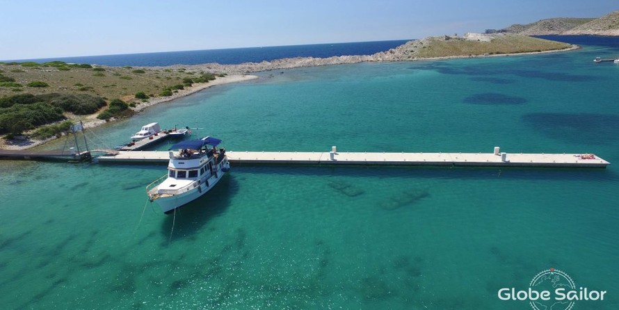 Beneteau Swift Trawler 42