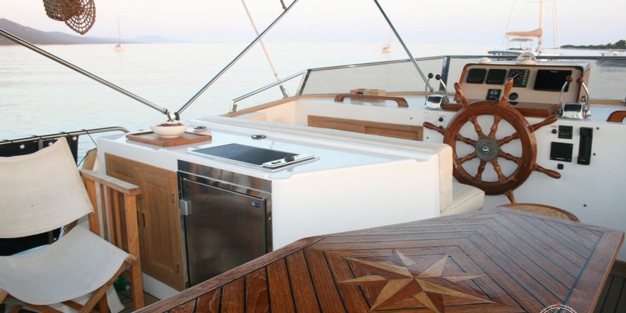 Beneteau Swift Trawler 42
