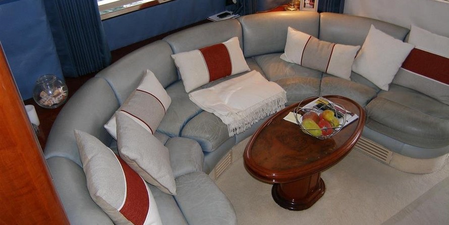 Fairline Squadron 65