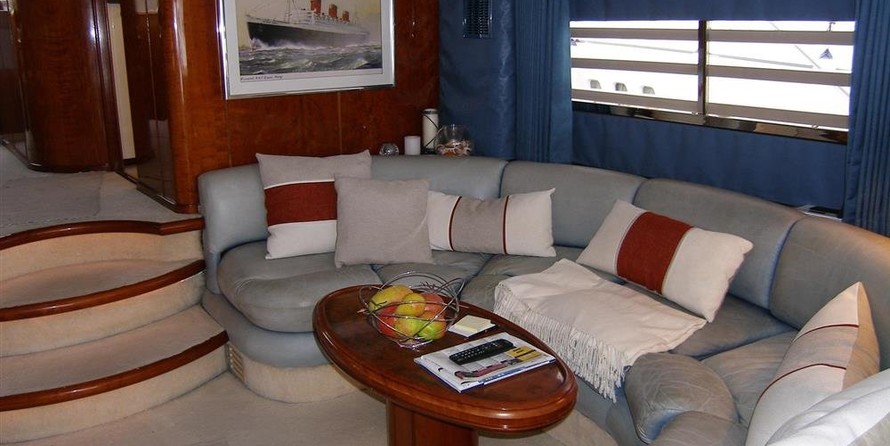 Fairline Squadron 65