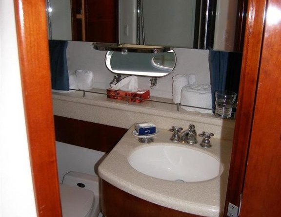 Fairline Squadron 65