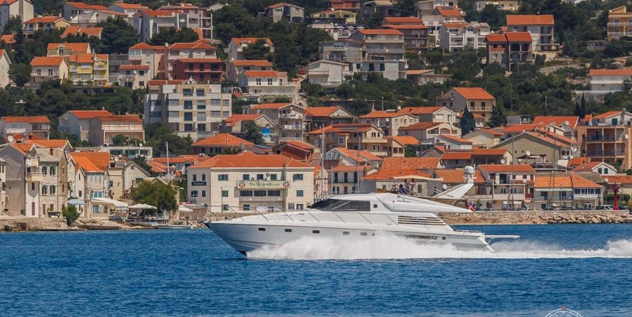 Fairline Squadron 65