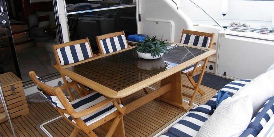 Fairline Squadron 65