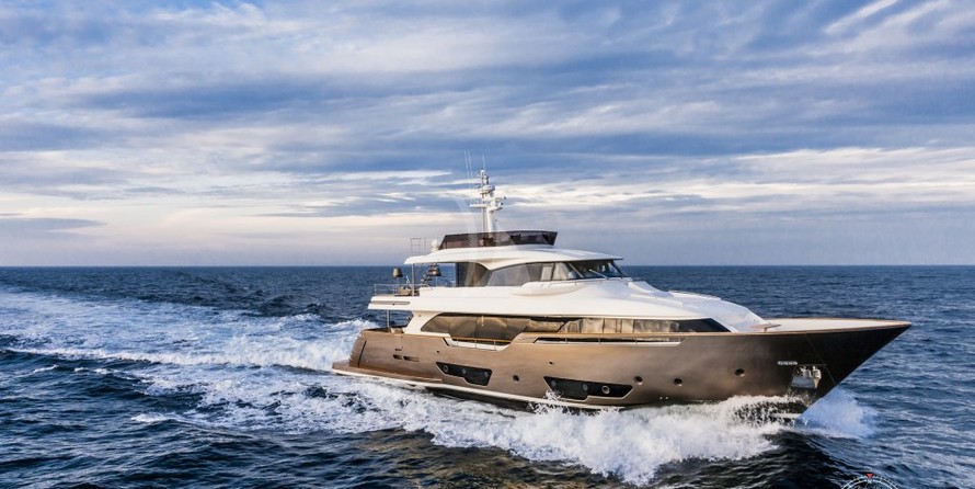 Ferretti Navetta 28