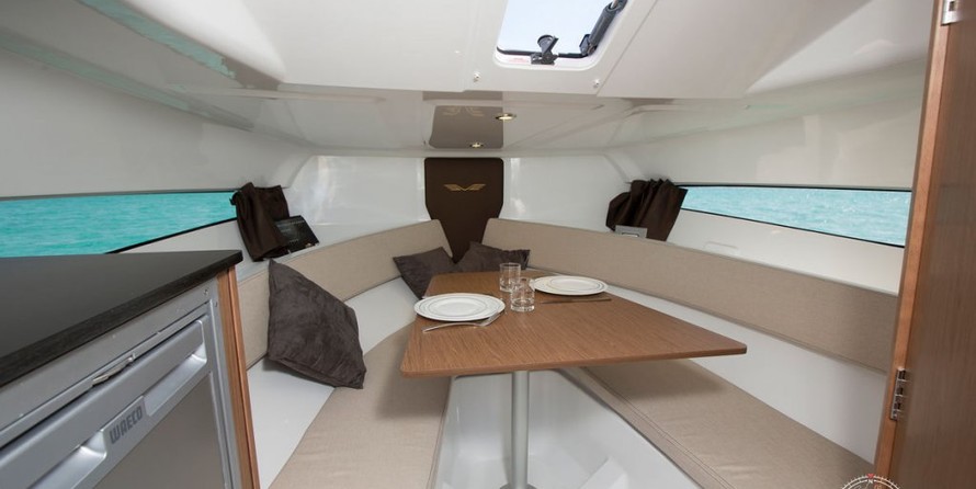 Beneteau Flyer 7.7 SUNdeck