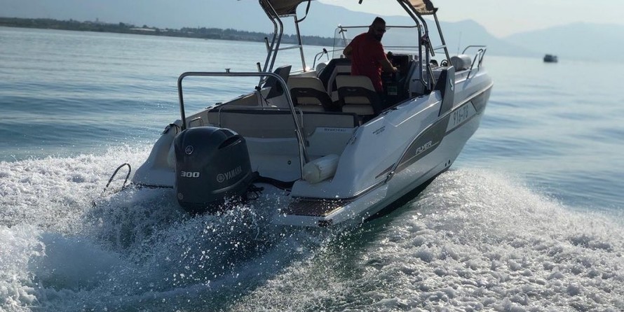Beneteau Flyer 7.7 SUNdeck