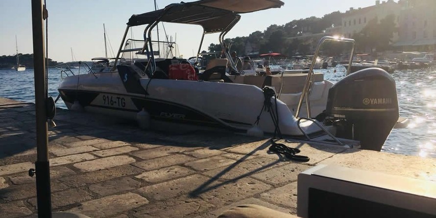 Beneteau Flyer 7.7 SUNdeck