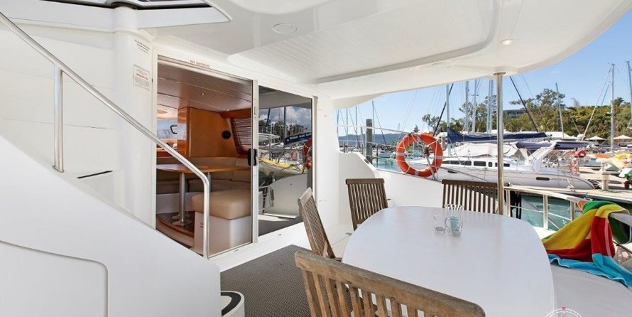 Fountaine Pajot Cumberland 46