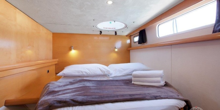 Fountaine Pajot Cumberland 46