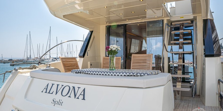 Beneteau Monte Carlo 6