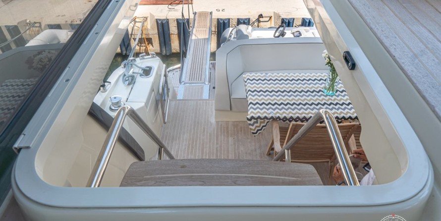 Beneteau Monte Carlo 6