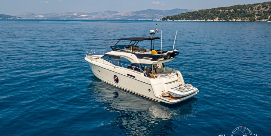 Beneteau Monte Carlo 6