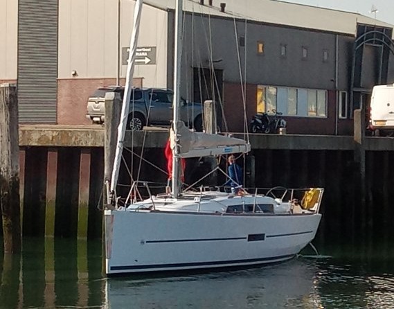 Dufour 310 Grand Large