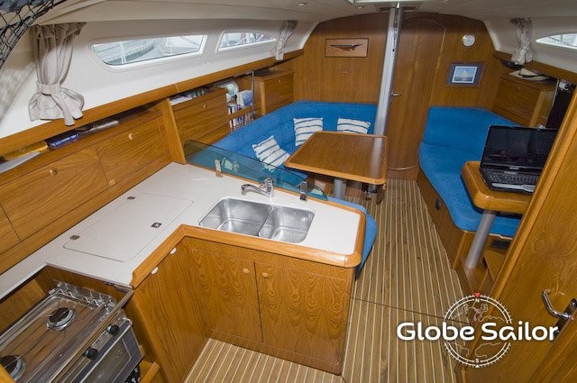 Jeanneau Sun Fast 37