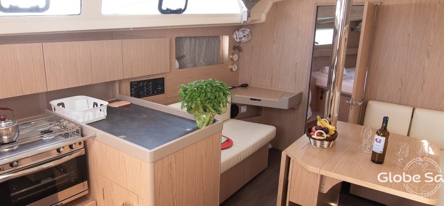 Beneteau Oceanis 41.1