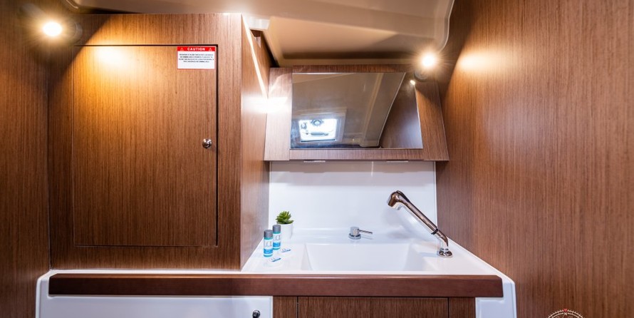 Beneteau Oceanis 41.1