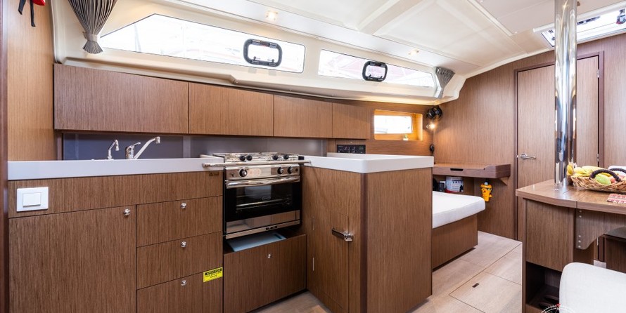 Beneteau Oceanis 41.1