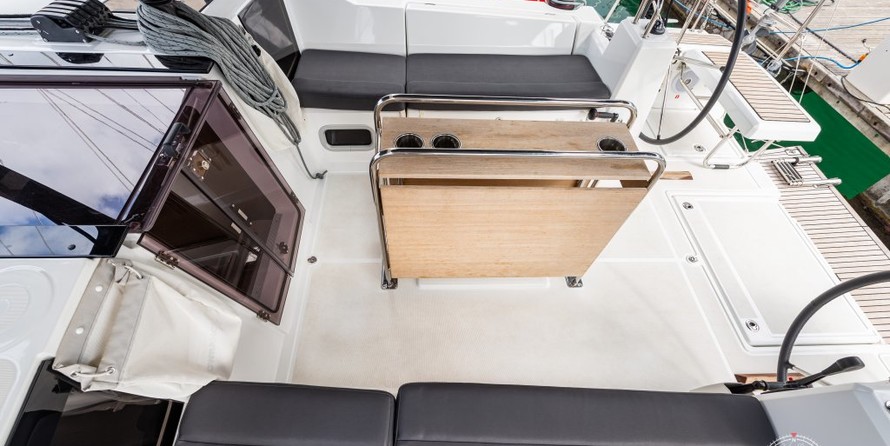 Beneteau Oceanis 41.1