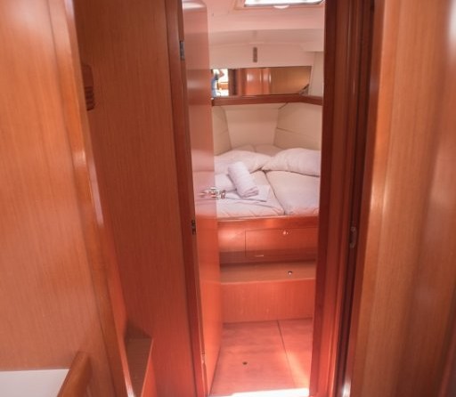 Beneteau Oceanis 43