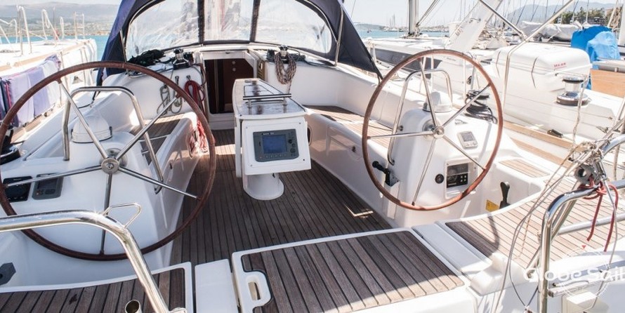 Beneteau Oceanis 43
