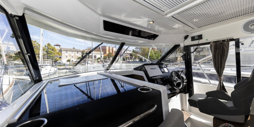 Jeanneau Merry Fisher 1095