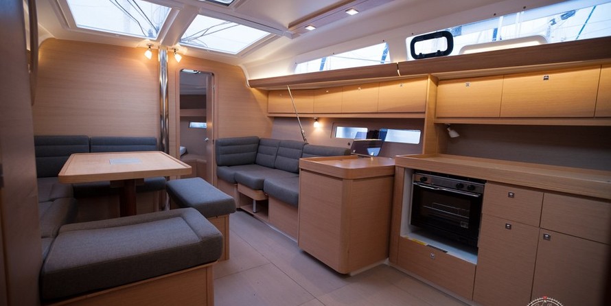 Dufour 410 Grand Large