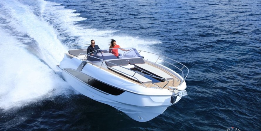 Beneteau Flyer 8.8 SUNdeck