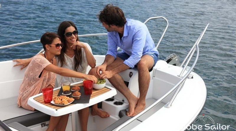 Jeanneau Cap Camarat 7.5 BR Serie 2