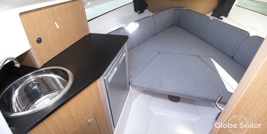 Beneteau Flyer Sundeck 8