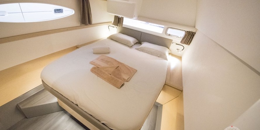 Fountaine Pajot Helia 44 Evolution